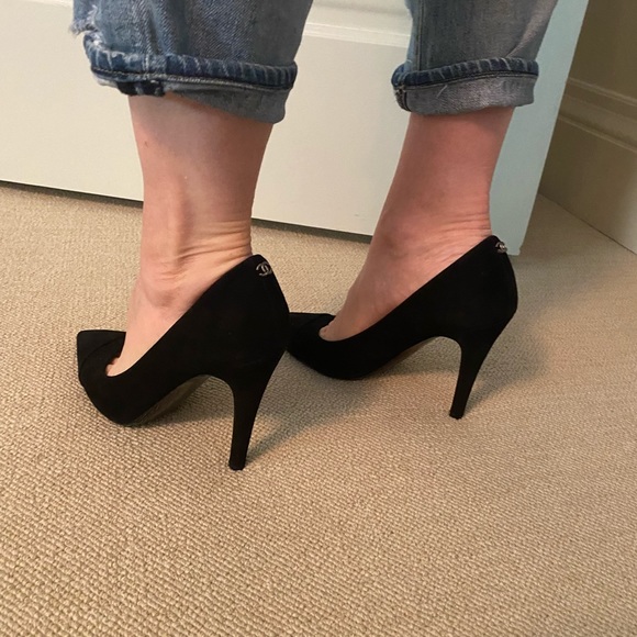 Chanel Heels - Picture 6 of 14